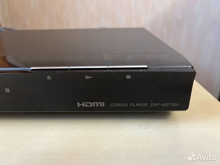 Dvd плеер sony dvр NS-718Н