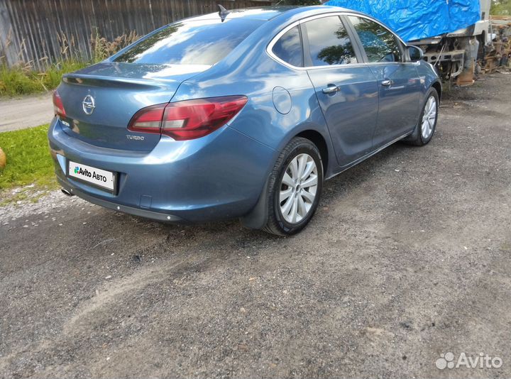 Opel Astra 1.4 AT, 2012, 204 000 км