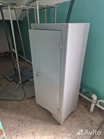 Сейф Шкаф металлический бу