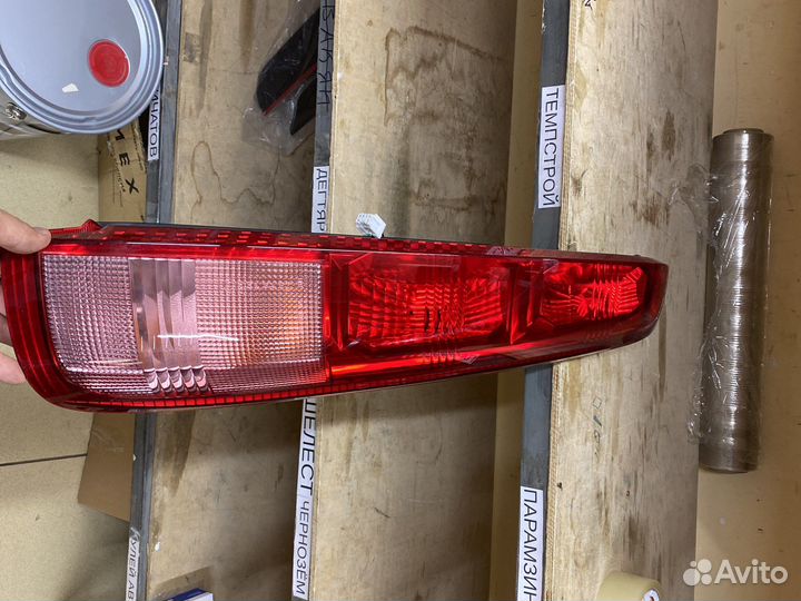 Фонарь задний левый nissan x-trail t30