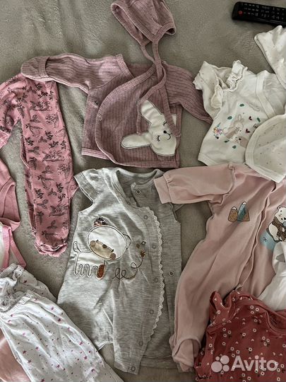 Вещи на девочку 0-3 новорожденную, пакетом