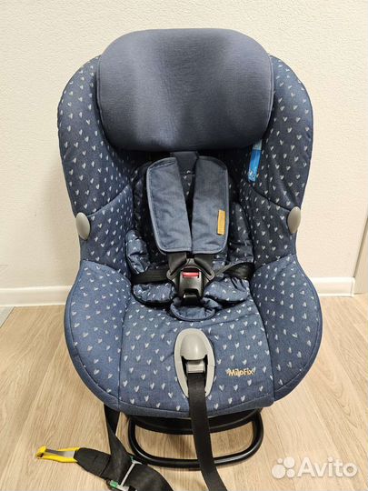 Авто кресло детское Maxi-Cosi Milo Fix от 0-18 кг