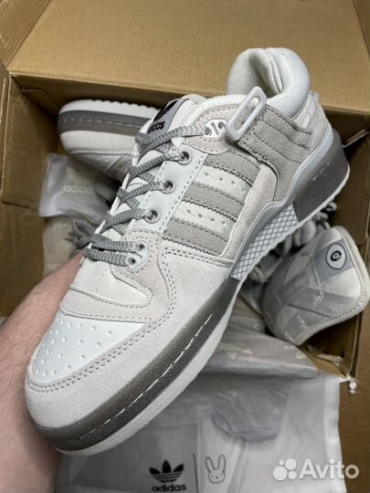 Серые Forum x Bad Bunny с мехом от Adidas