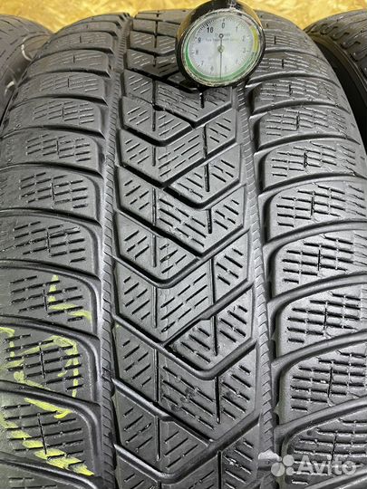 Pirelli Scorpion Winter 245/50 R20