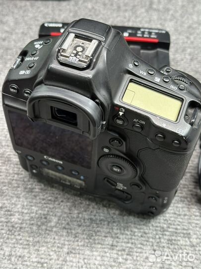 Canon eos 1D x mark II