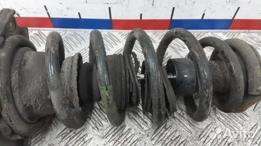 Стойка задняя правая nissan primera P12 (HDN33SK01