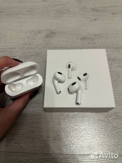 Airpods оригинал