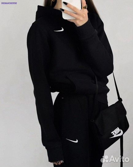 Спорт как искусство: женские костюмы