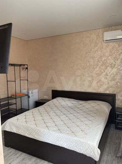 Комната 25 м² в 4-к., 2/2 эт.