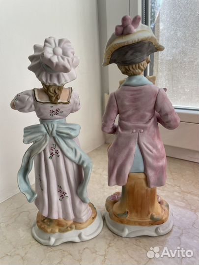 Статуэтка фарфор