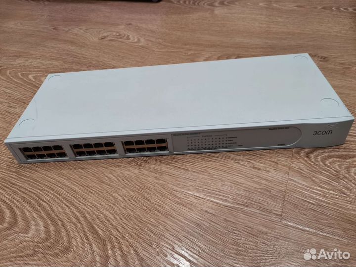 Свитч, коммутатор 3COM Baseline Switch 2024