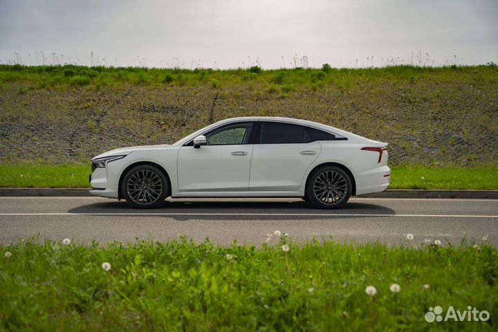 Прокат FAW B70. Аренда автомобиля c/без водителя