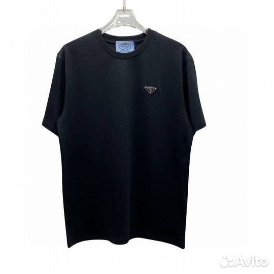 Футболка prada
