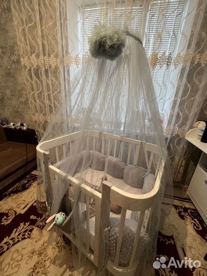 Детская кроватка