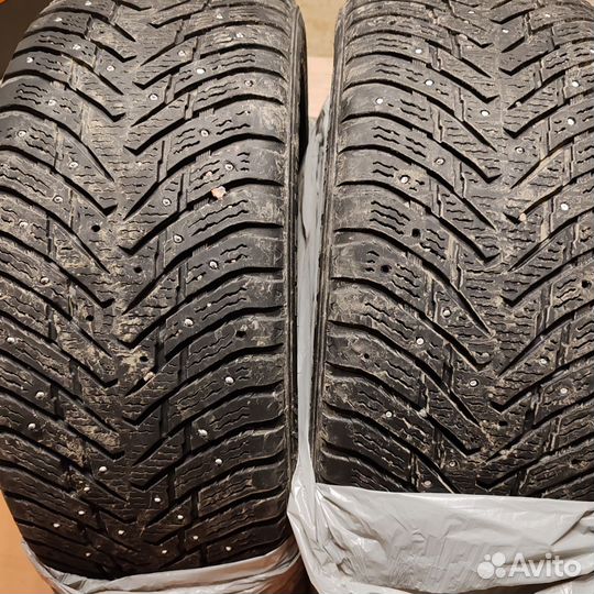 Nokian Tyres Hakkapeliitta 8 SUV 255/45 R20