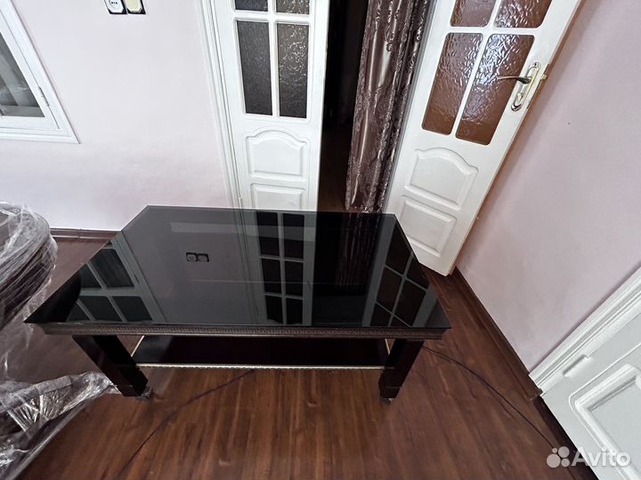 Журнальный стол