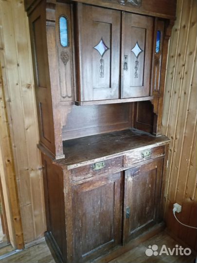 Продается дубовый буфет