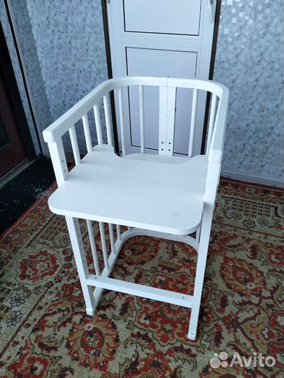 Стульчик для кормления