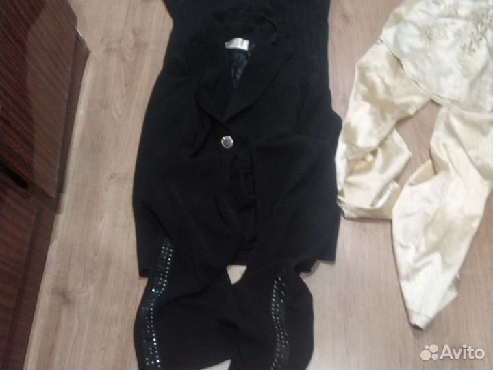 Женские вещи