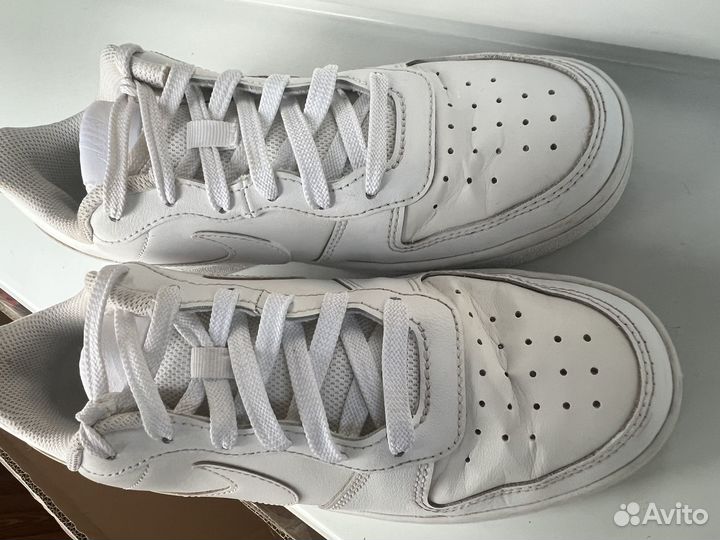 Кроссовки nike женские белые