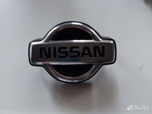 Шильдики на колеса. Шильдик Ниссан. Шильдик Nissan Qashqai. Шильдик Nissan Leaf. Новый шильдик Ниссан
