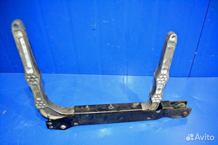 Кронштейн глушителя volvo FH (01.12)