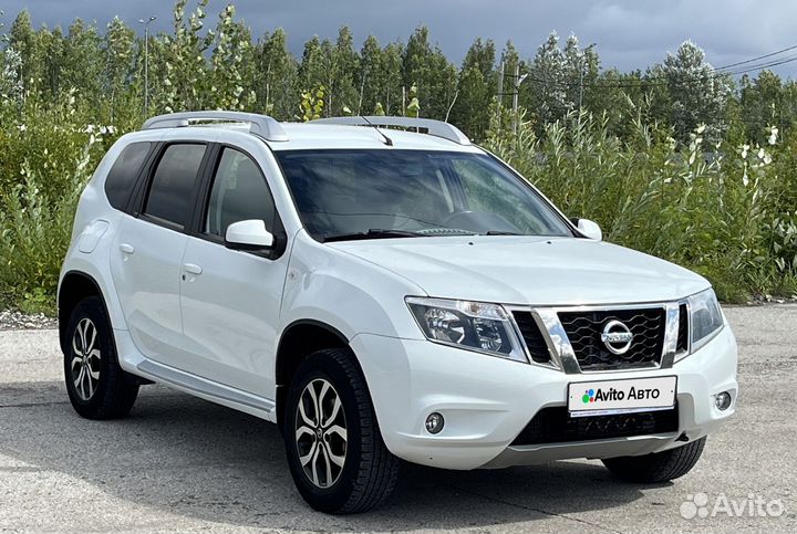 Nissan Terrano 2.0 AT, 2017, 87 900 км