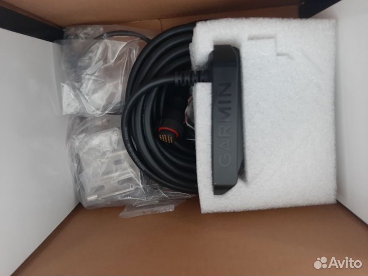 Эхолот Garmin Panoptix LiveScope LVS32 GLS 10