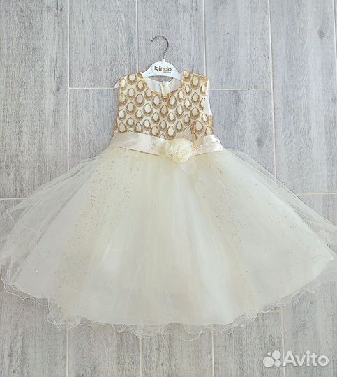 Платье праздничное нарядное р-р 110/116