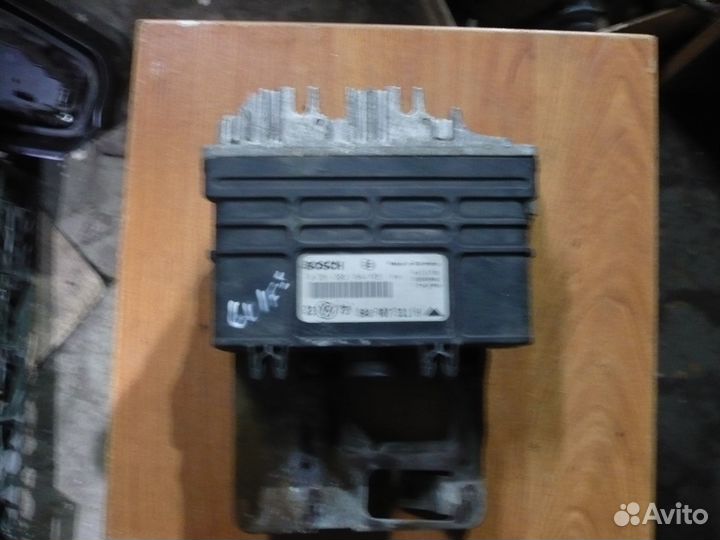Блок управления двигателя Vw Golf 3
