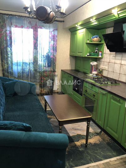 2-к. квартира, 54 м², 9/9 эт.