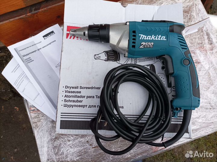 Дрель шуруповерт сетевой makita