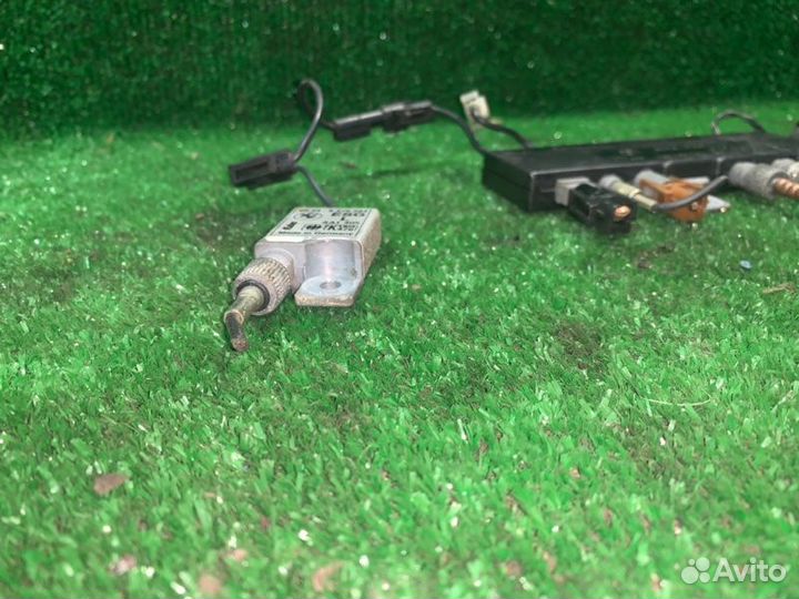 Антена Bmw 7-Series E38 M60B40 1997