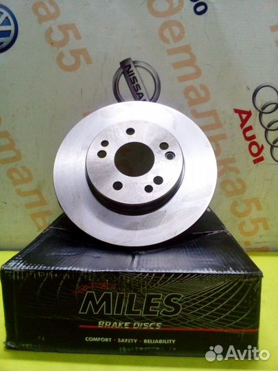 Диск тормозной передний Mercedes W201