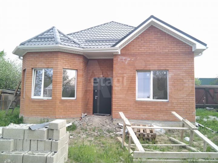 Дом 97,3 м² на участке 5,2 сот.