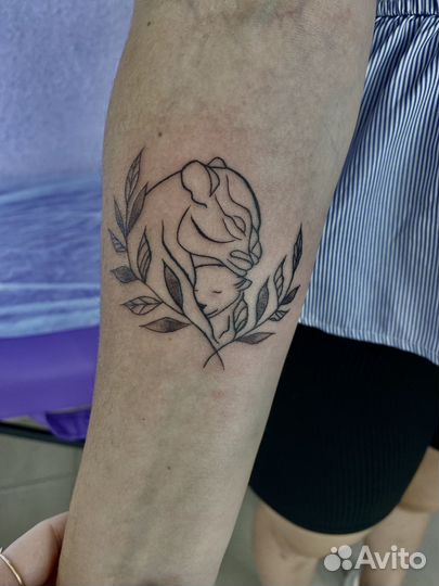 Мастер татуировки