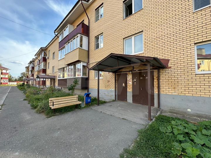3-к. квартира, 105,4 м², 1/3 эт.