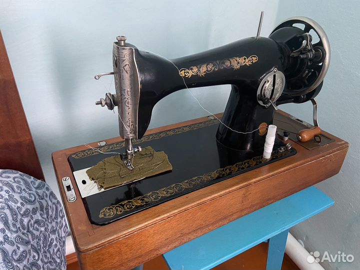 Швейная машинка подольская ручная