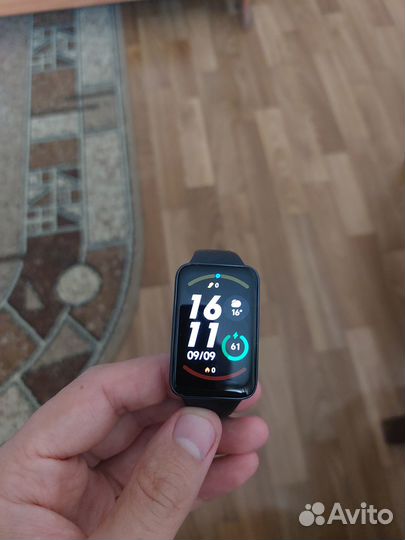 Фитнес браслет xiaomi mi band 7 pro