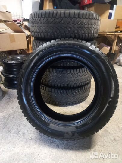 Pirelli Formula Ice 215/60 R17 100T