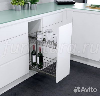 Сетка выдвижная в шкаф 40см на кухне