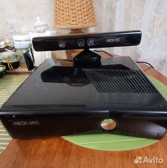 Xbox 360 S