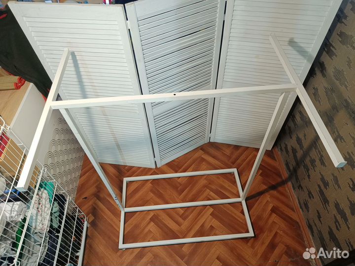 Рейлы и корзина торговые