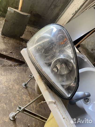 Фара на LADA priora 1