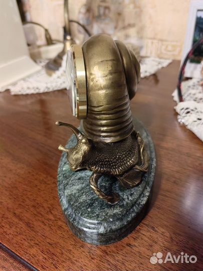 Часы настольные