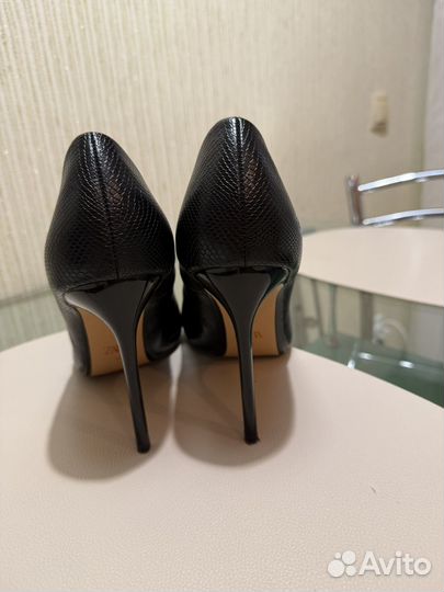 Туфли zara 42 размер