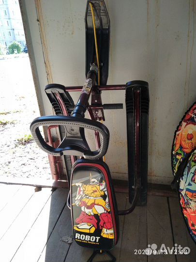 Детский снегокат