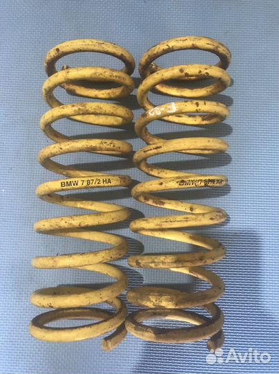 Пружины задней подвески bmw 7 е32
