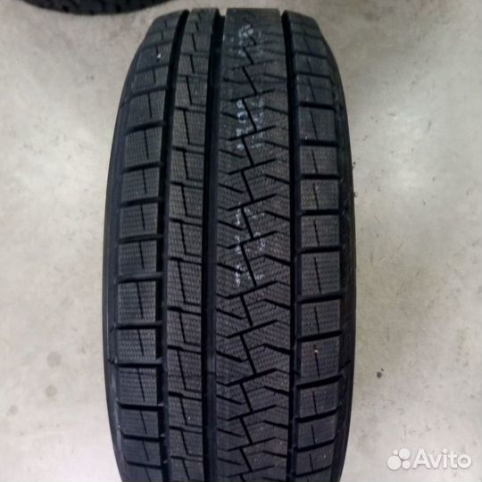 Formula Ice FR 215/55 R18 H