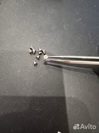 Набор болтов нижней крышки для MacBook